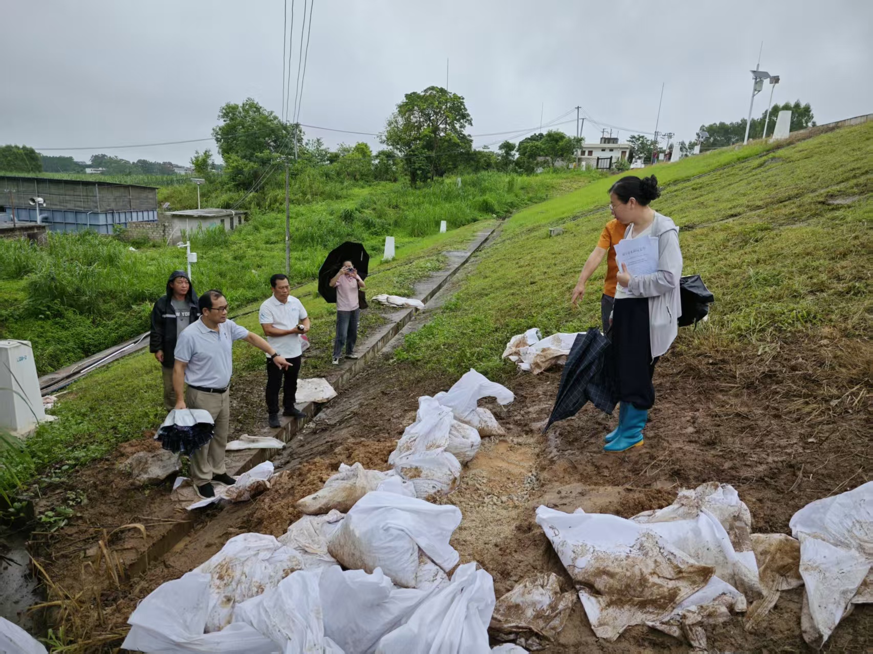 闻&ldquo;汛&rdquo;而动，南宁水利发展集团党员抢险突击队筑牢抗洪抢险技术防线